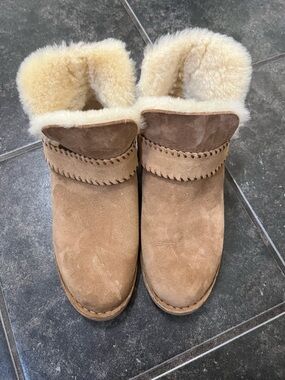 UGG Cream Shearling-Lined Slip-On boots